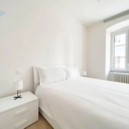 Appartement Corridoni 2d Tirabora Short Rent *