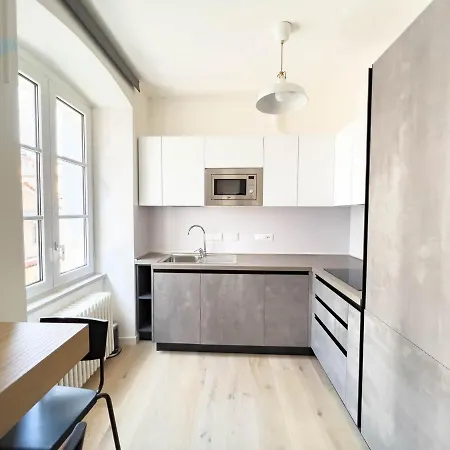 아파트 Corridoni 2d Tirabora Short Rent