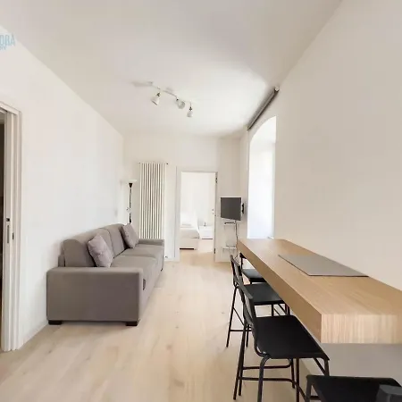 Corridoni 2d Tirabora Short Rent 아파트 *